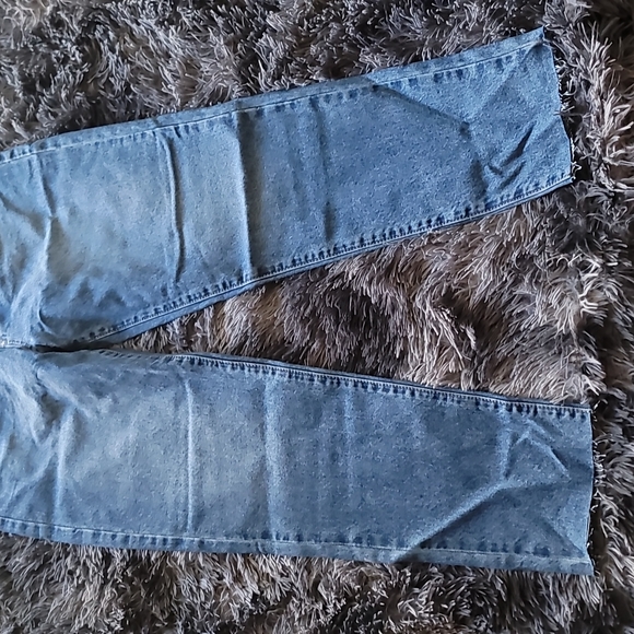 Lucky Brand Drew Mom with Exposed Button Jeans - Picture 5 of 8